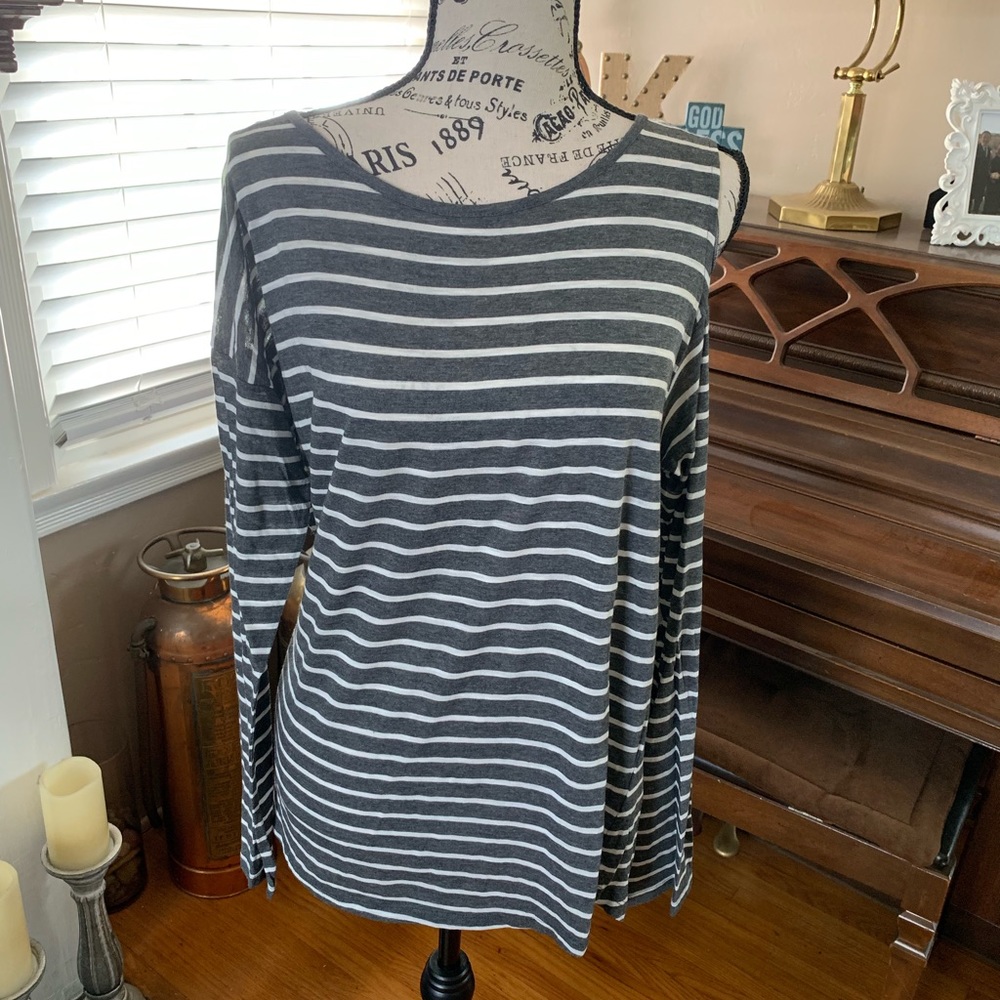 Cute gray and white striped shirt NWT